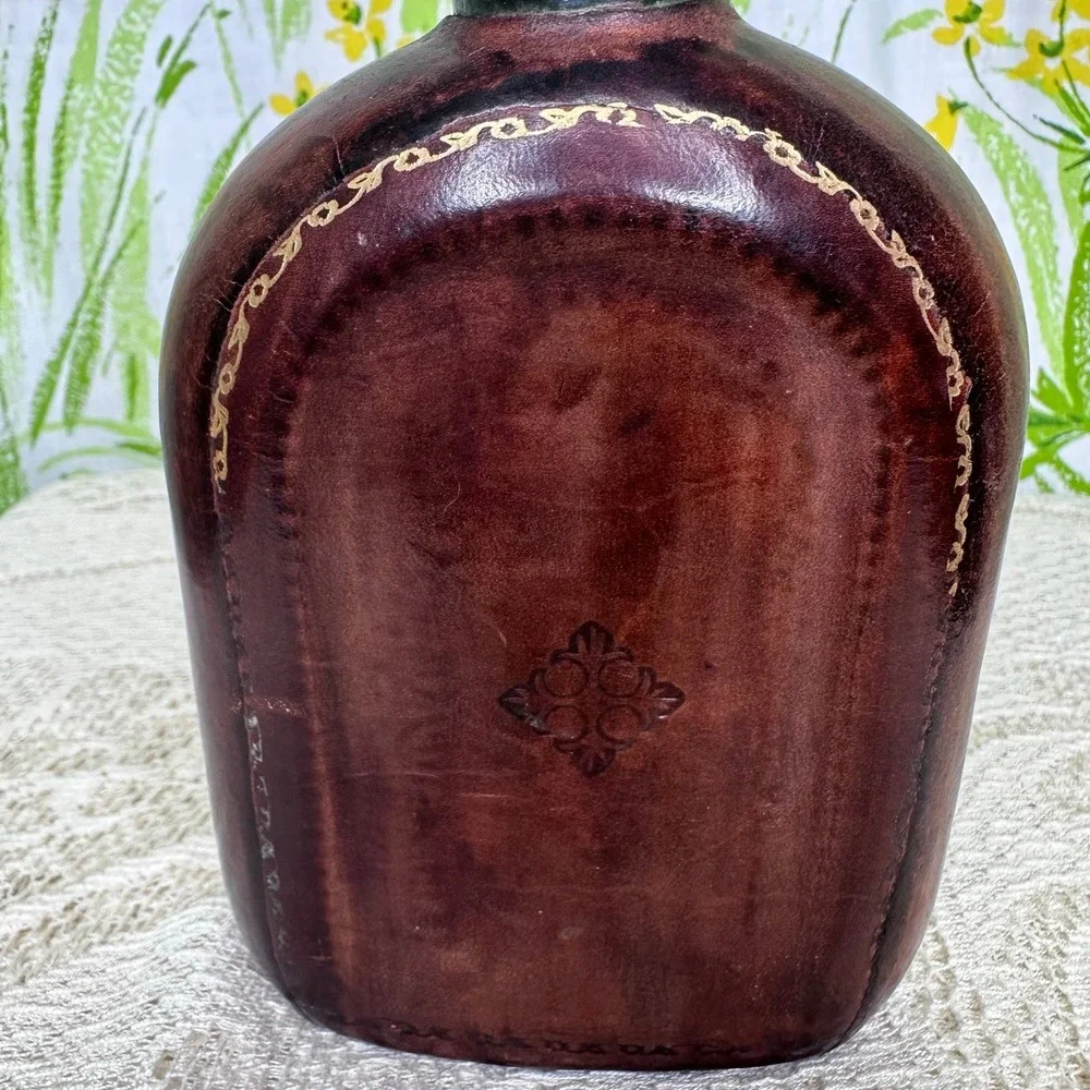 Vintage Florentine Leather Hip Flask Gold Decorated Italy Genuine Leather Brown